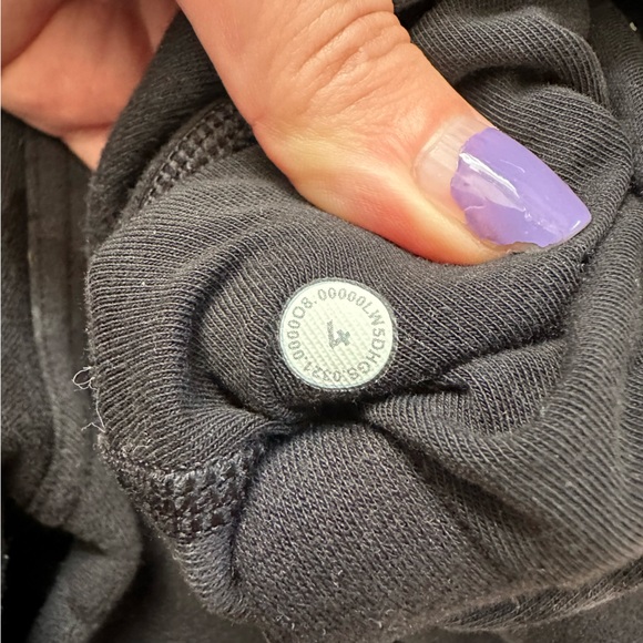 Lululemon Scuba High Rise Jogger Fleece 28” in Heritage 365 Camo Size 4 - Picture 5 of 8